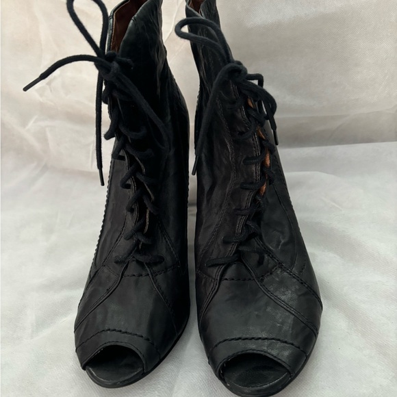 Sam Edelman Leather Peep Toe  Booties - Picture 1 of 6